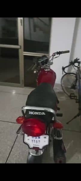 Honda 125 bike 1