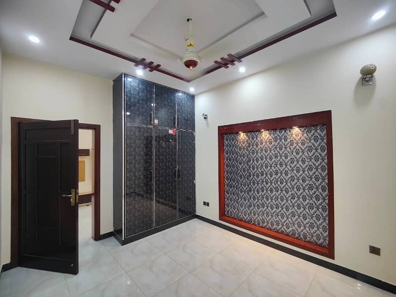 Like Brand New 8 Marla House Is Available For Rent In Ali Block Bahria Town Lahore 12