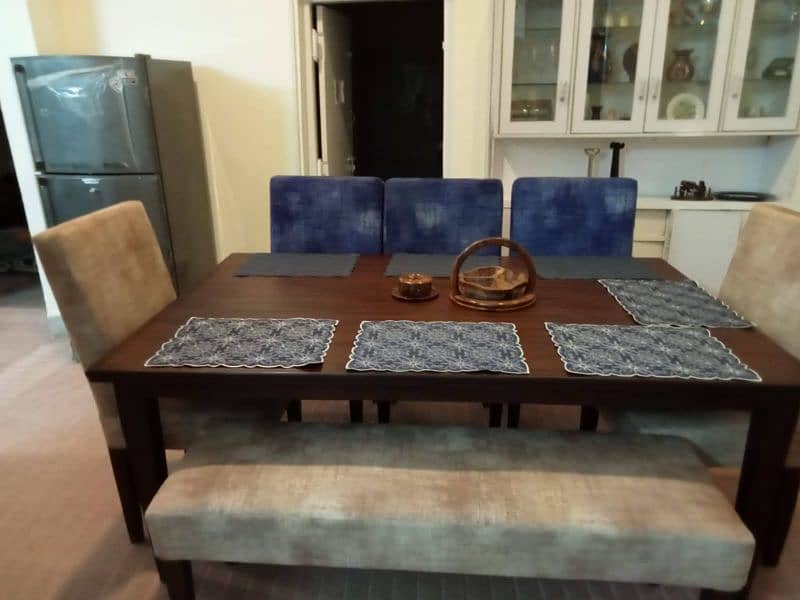 8 seater dinning table 1