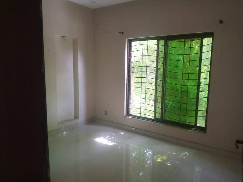 Charming 5 Marla House For Rent In AA Block Ideal For Cozy And Convenient Living 9