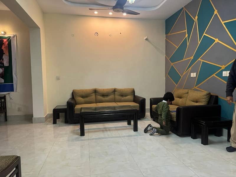 10marla lower portion for rent talha block in bahria town lahore 3