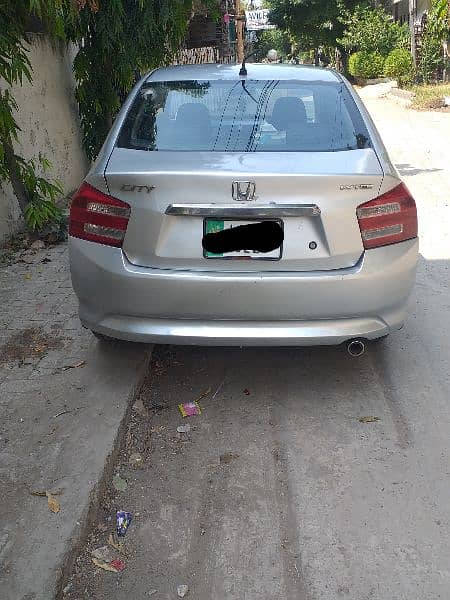 Honda City IVTEC 2011 urgent for sale 1