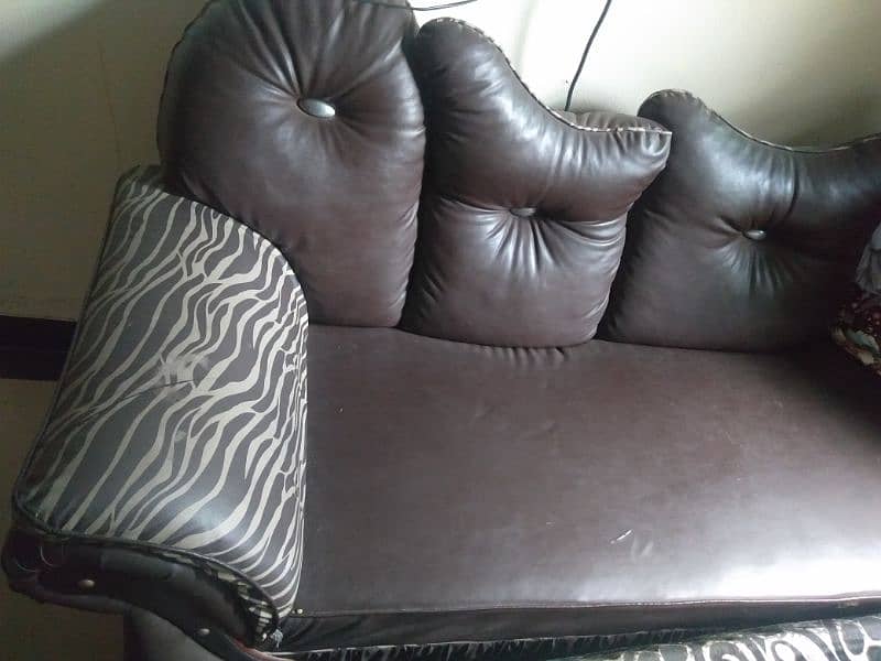 sofa for sale 0