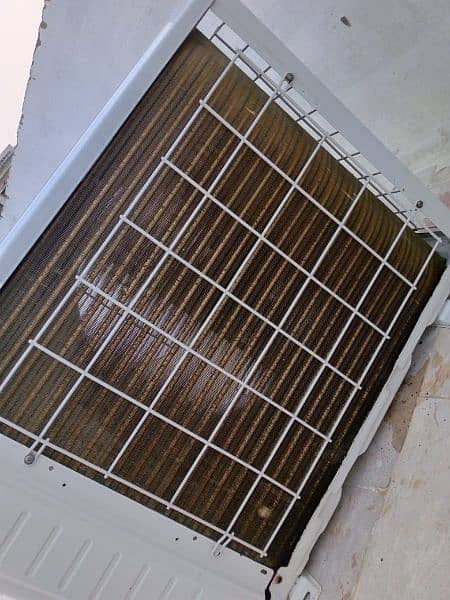 Enviro ac like new condition bilkul ok hai complete saman sath 6