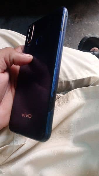 all phone vivo y15/ 4 /64  exchange possile box. sath 3