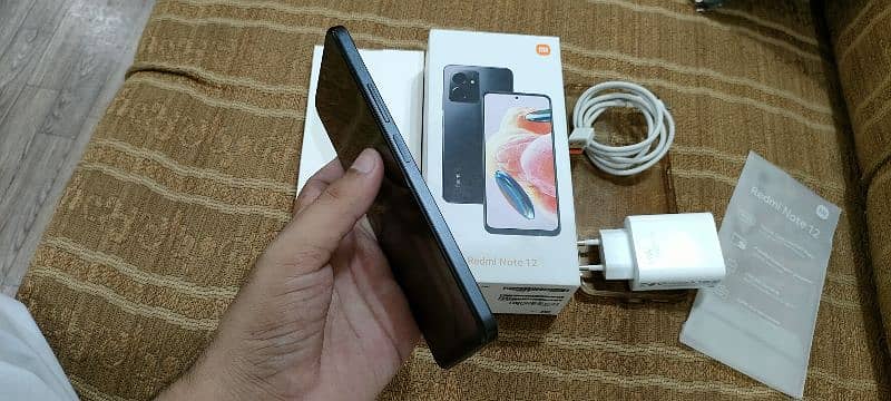 Redmi Note 12 8+8/128GB Full New Condition 4