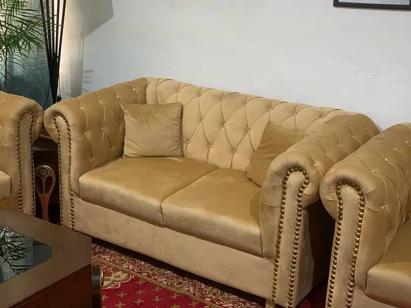 6 seater Sofa Set for sale urgently 1