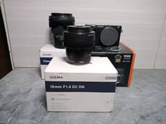 Sony E 30mm f/1.4 Lens - Wide Aperture, Excellent Condition