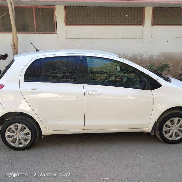 Toyota Vitz 2010 14