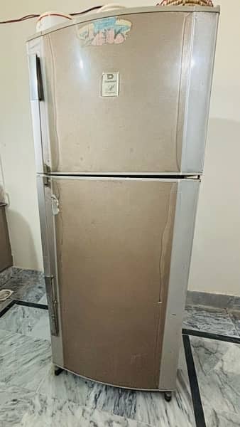 Dawlance Full Size Fridge 9/10 Condition 10