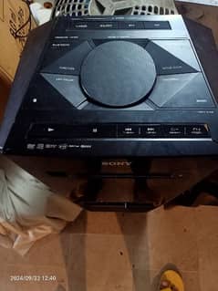 Sony mhc v6d 250watts  read and first