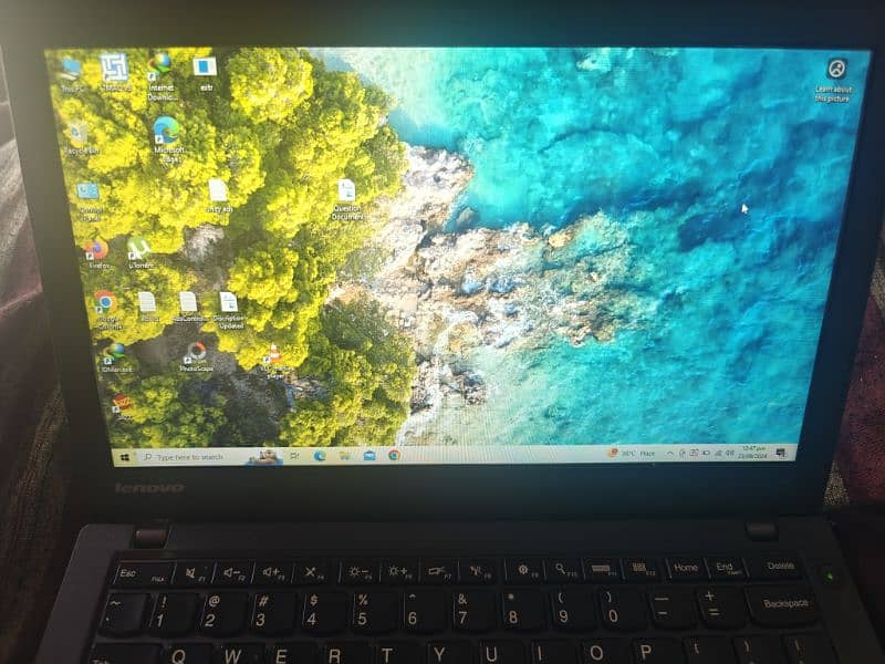 Lenovo thinkpad X240 i5 4th gen 0