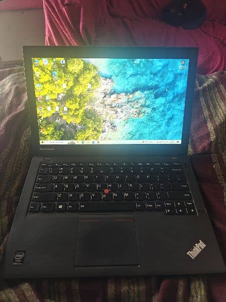 Lenovo thinkpad X240 i5 4th gen 2