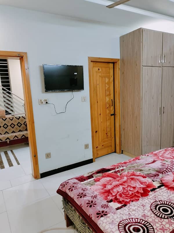 4 Marla Furnished Upper Portion For Rent In G13 12