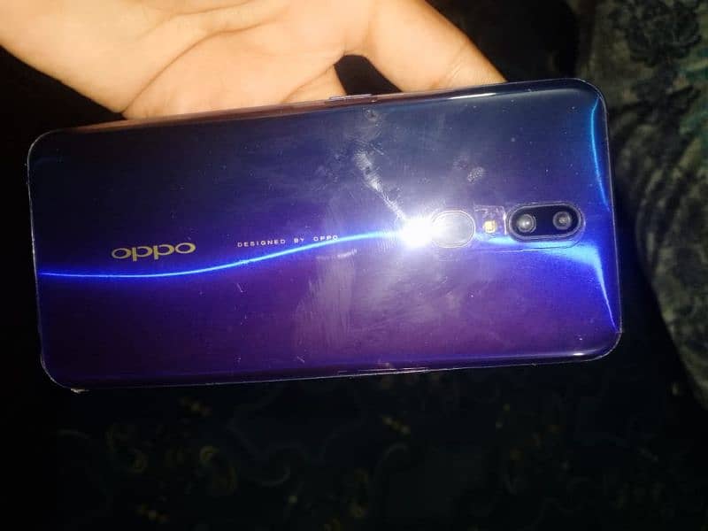 oppo f 11 4ram 64GB all okay good condition 03276251740 my number 2