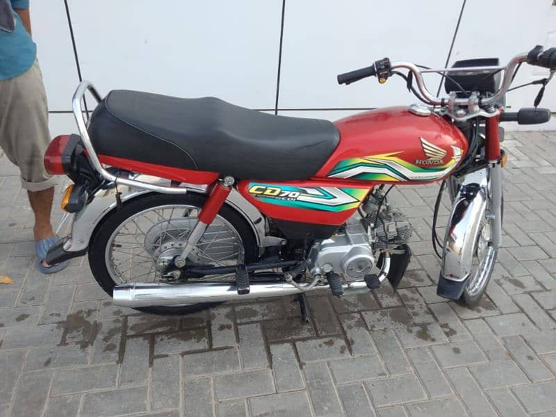 Honda CD 70 2023 model complete file urgent sale 3