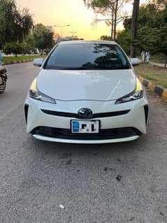 Toyota Prius Hybrid 2020 Total Geniun 4.5 grade for Sale 0