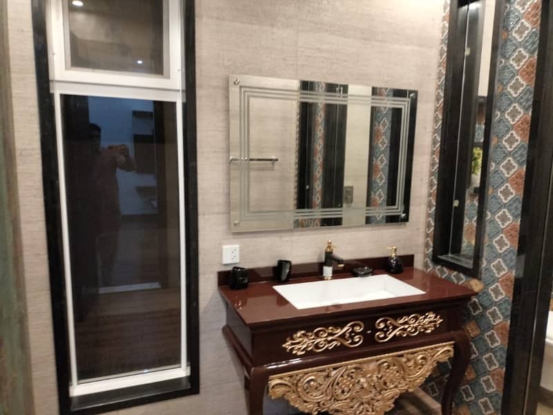 480 Square Feet Flat Ideally Situated In Bahria Town - Block AA 9