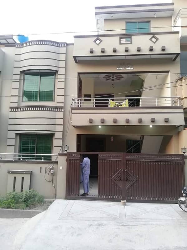 3 Bed Neat And Clean Ground Portion Available for Rent in Gulraiz 12