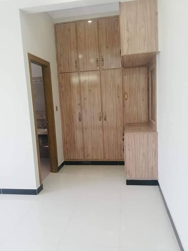 3 Bed Neat And Clean Ground Portion Available for Rent in Gulraiz 14