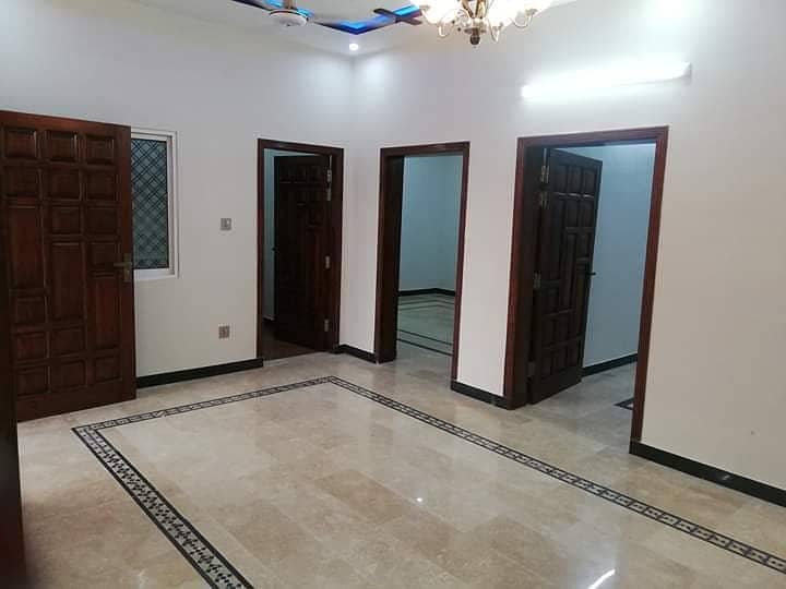 3 Bed Neat And Clean Ground Portion Available for Rent in Gulraiz 37