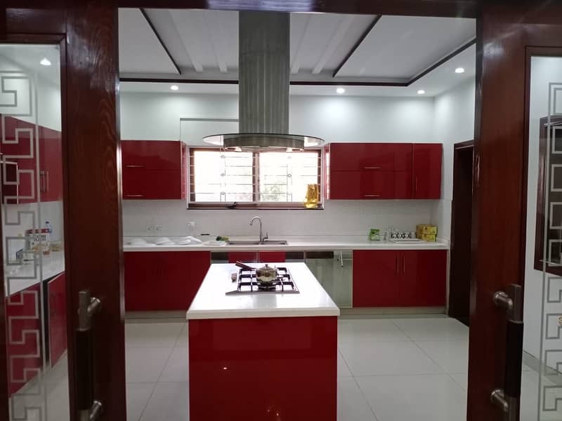 1 Kanal Fully Furnished House For Rent Also Short Time Optional 5