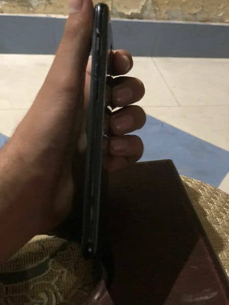 Mobile one plus 6t 3