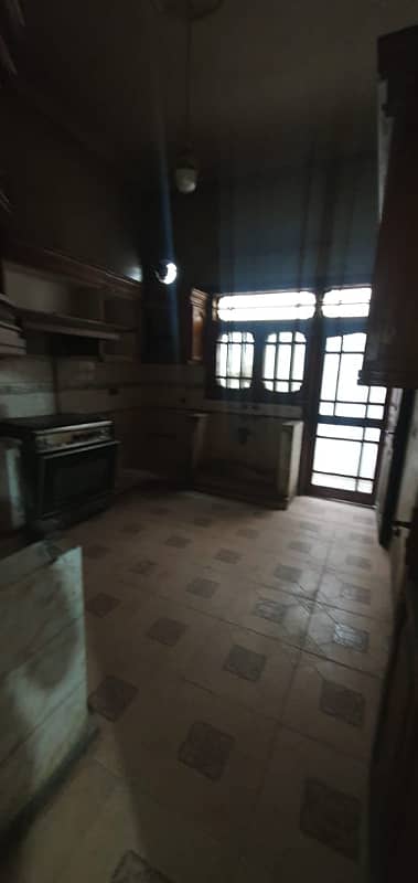 BUNGLOW FOR RENT - COMERCIAL USE 7