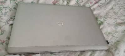 hp laptop core i7 3th generation 3hrs bettety backup