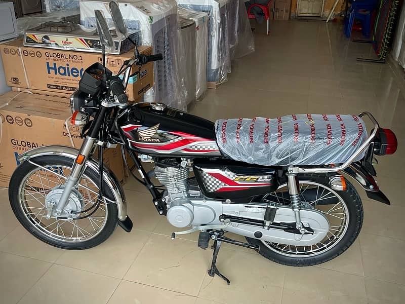 Honda 125 2024 Lush Condition 6