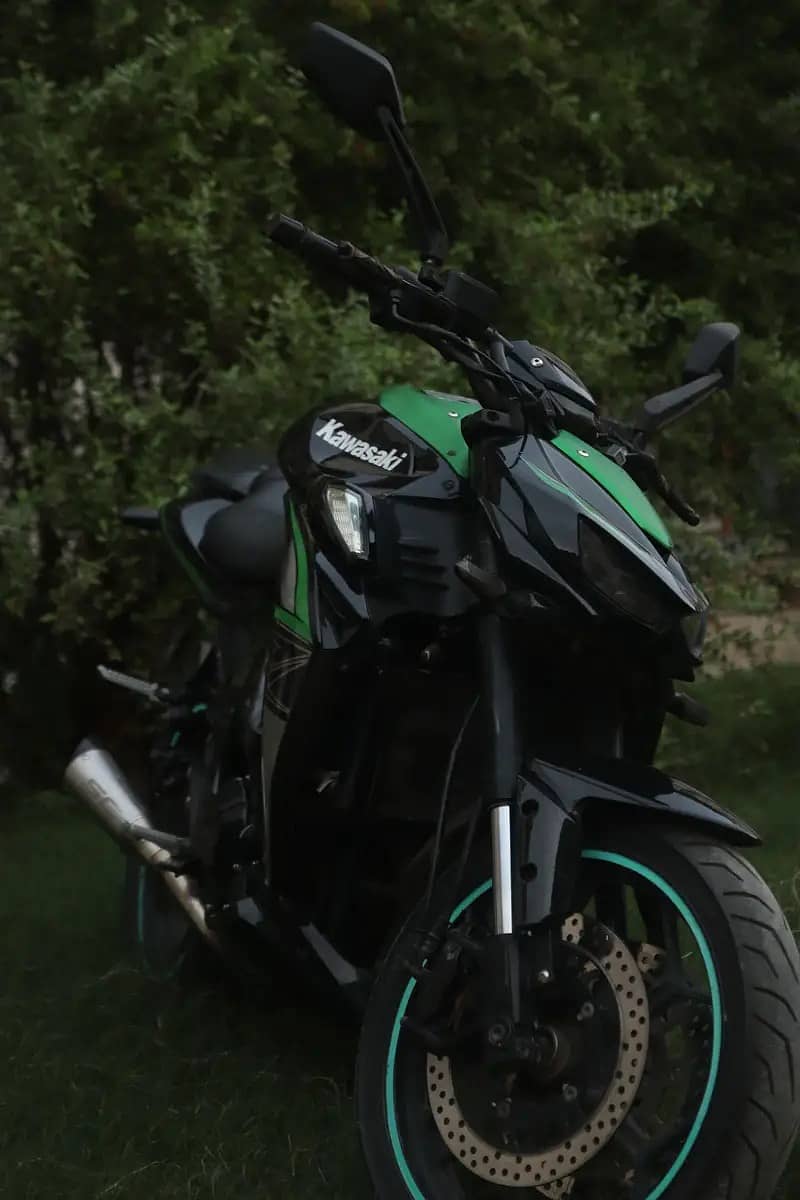 Kawasaki Z1000 2022 Model 9