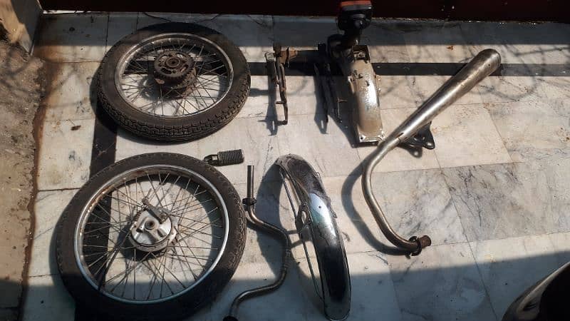 HONDA 125 SPARE PARTS FOR SALE 1