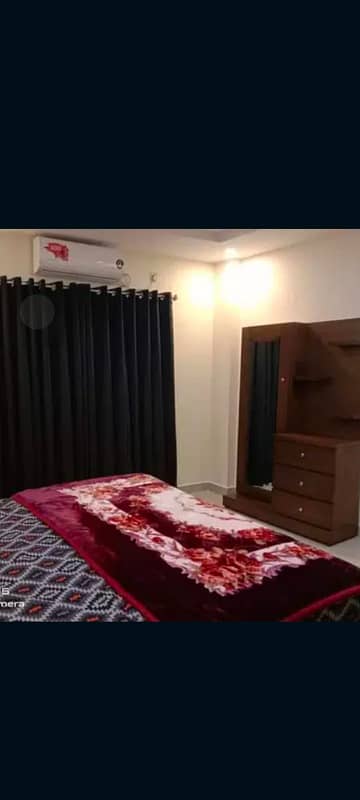 Par Day short time One BeD Room apartment Available for rent in Bahria town phase 4 and 6 empire Heights 2 Family apartment 4