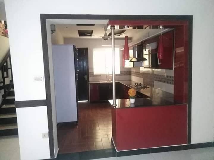 2 Bed 5 Marla Portion Available for Rent in Gulraiz 11