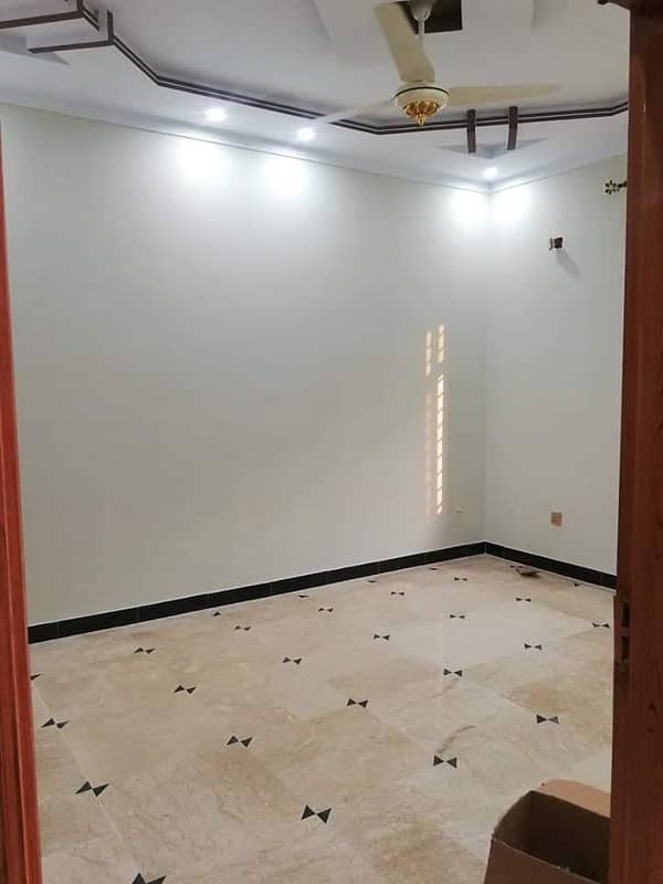 2 Bed 5 Marla Portion Available for Rent in Gulraiz 16