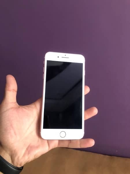 iphone 7plus 128gb Pta approved Factory unlock urgently sale 3