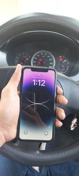 Iphone 11 128 gb 10by 10 waterpack jv non pta 1