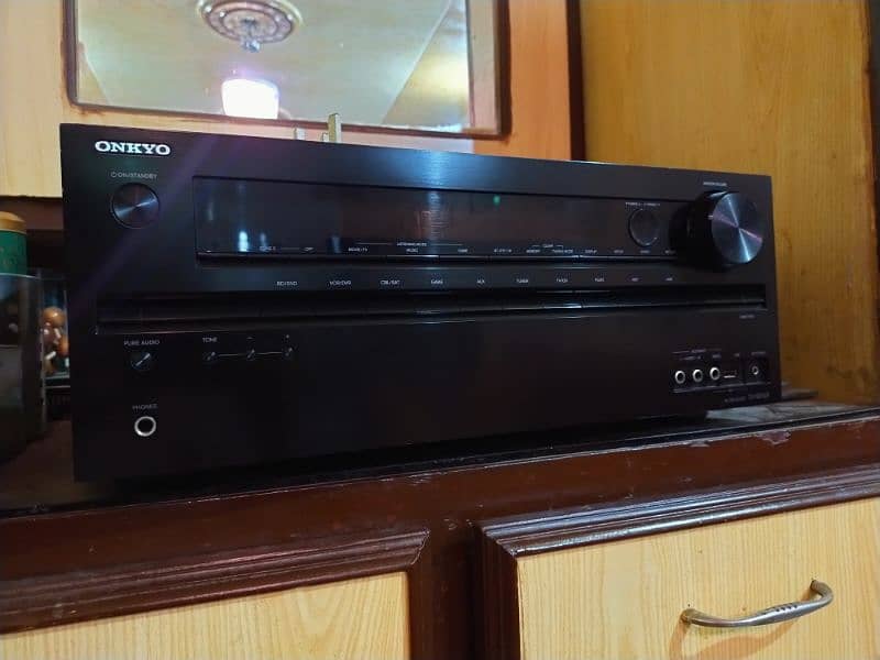 Onkyo amplifier 1