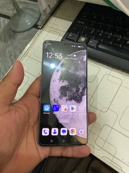 oppo reno 11f 16 gb ram 256gb memory in 10/10 condition in warranty 6