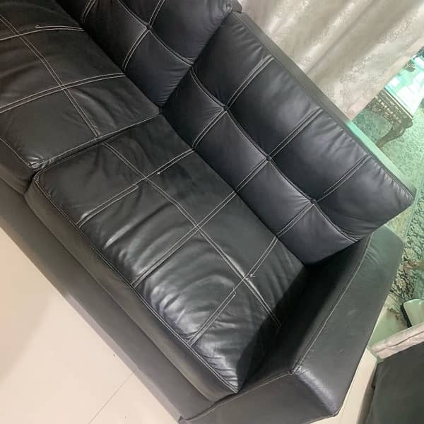 black leather sofa for sale 0