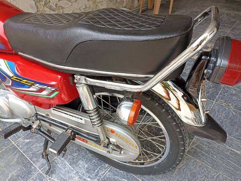 2022 Model Honda CG 125 2