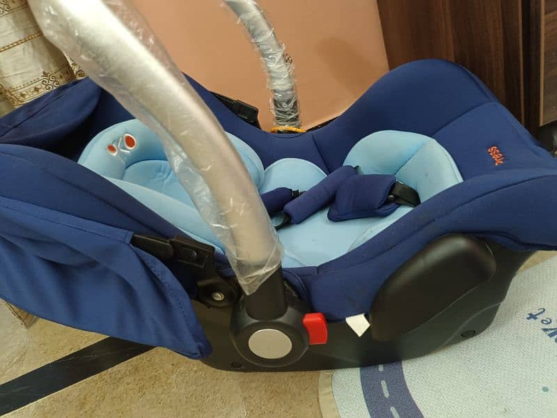 carry cot/ infant car seat / baby carrier 0