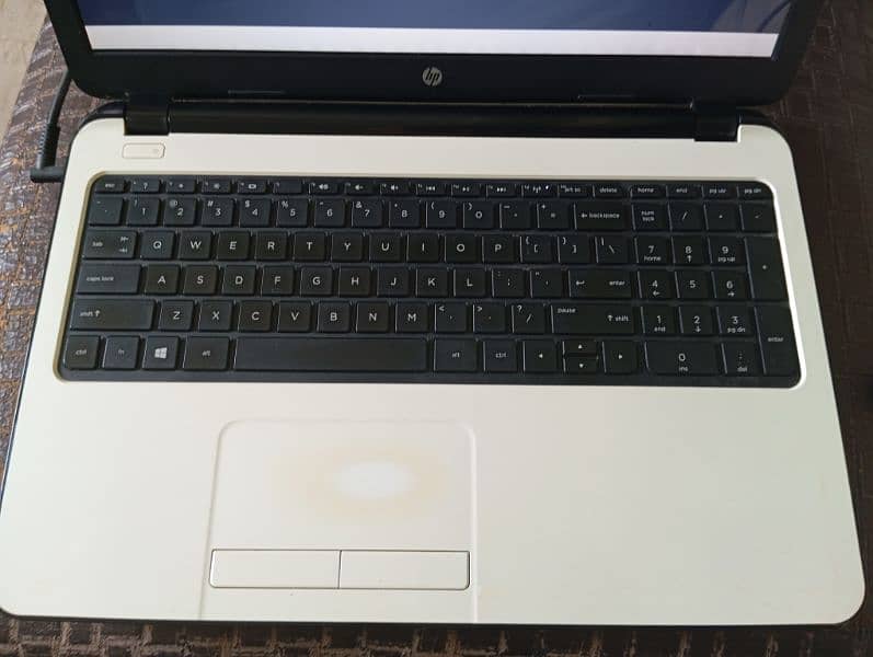 HP Core i3 4th generation 1