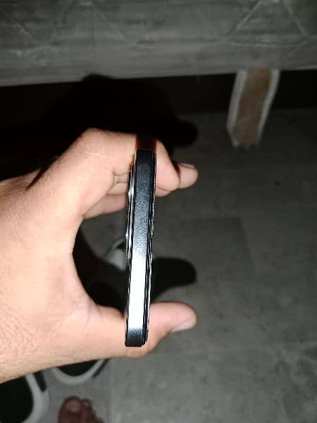 i wanna sale my mobile realme C53 just like brand new condition 10/10 3