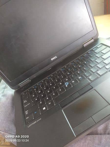 Dell Latitude E5440 7