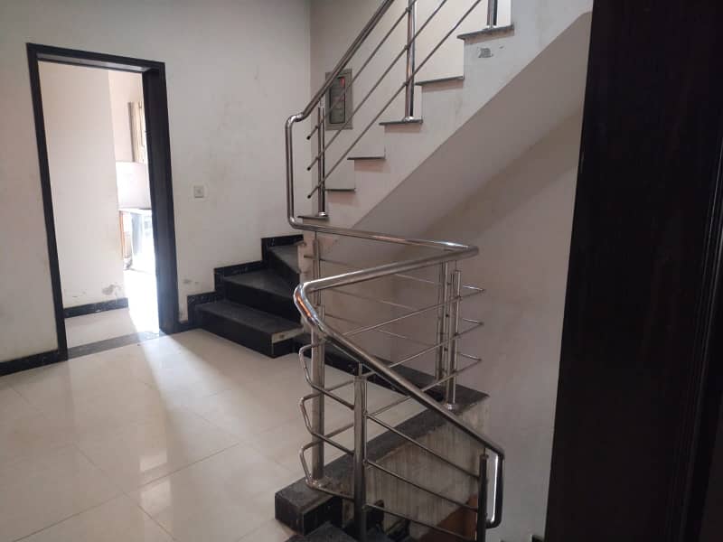 2 Bed 5 Marla Upper Portion For Rent 1