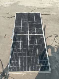 Solar panels and Simtek Charge Controller(MPPT) 60 Amp