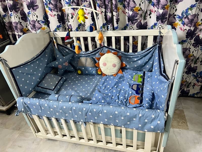 Baby cot for sale 1