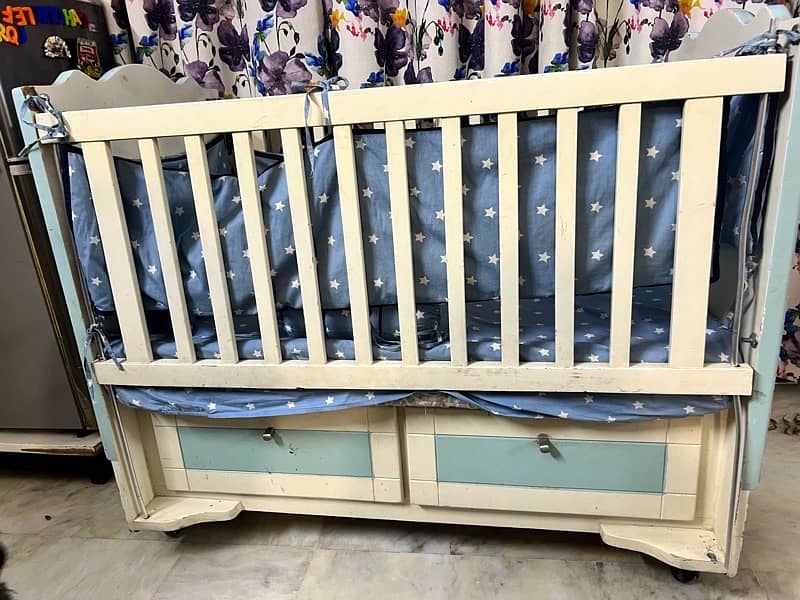 Baby cot for sale 6