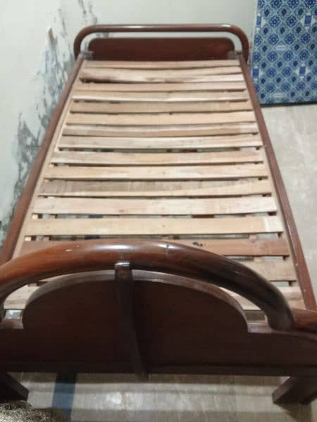 Pure Sheesham Wooden bed 3